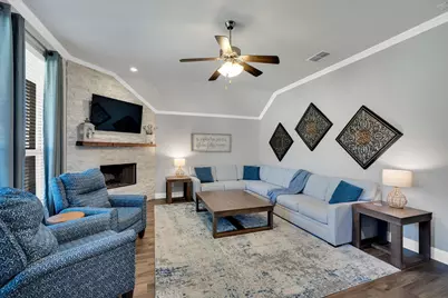 405 Ashlawn Drive, Midlothian, TX 76065 - Photo 5