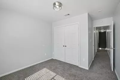 4021 Preferred Place, Dallas, TX 75237 - Photo 17