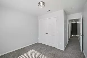 4021 Preferred Pl, Dallas, TX 75237 - Photo 17