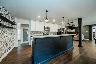 207 Inwood Dr, Palestine, TX 75801 - Photo 13