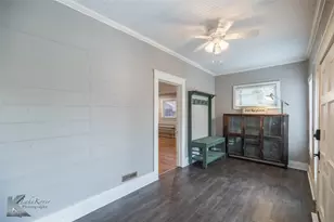 2231 S 8th St, Abilene, TX 79605 - Photo 7