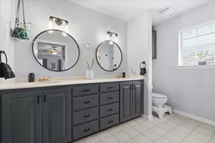 110 E 7th St, Irving, TX 75060 - Photo 15