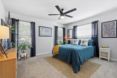 110 E 7th Street, Irving, TX 75060 - Photo 17