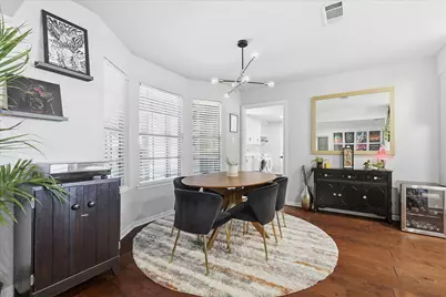 110 E 7th Street, Irving, TX 75060 - Photo 5