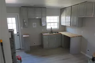 4821 Ollie St, Fort Worth, TX 76119 - Photo 5