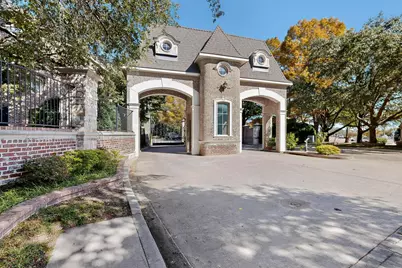 18343 Frankford Lakes Circle, Dallas, TX 75252 - Photo 35