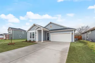 640 Marcus Ln, Crowley, TX 76036 - Photo 3