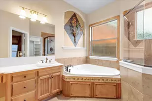 6910 Tradonna Ln, North Richland Hills, TX 76182 - Photo 27