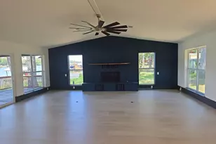 190 Thunderbird Dr, Mabank, TX 75156 - Photo 5