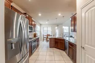 10024 Kemah Pl, McKinney, TX 75071 - Photo 11