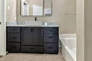 527 Alameda Ave, Duncanville, TX 75137 - Photo 23