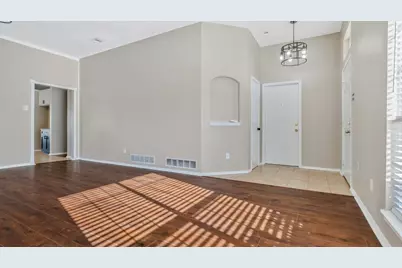 527 Alameda Avenue, Duncanville, TX 75137 - Photo 7