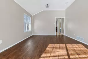 527 Alameda Ave, Duncanville, TX 75137 - Photo 5