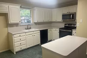 1427 Noble St, Denton, TX 76209 - Photo 13