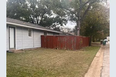 1427 Noble Street, Denton, TX 76209 - Photo 35