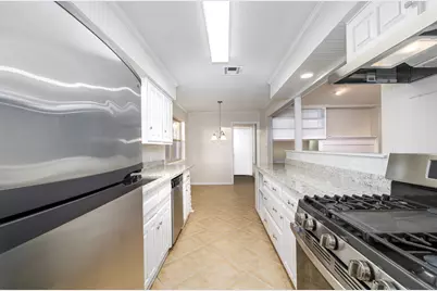 1307 Glassboro Circle, Arlington, TX 76015 - Photo 5