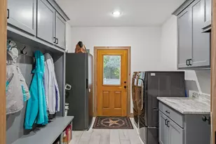 250 VZ Co Rd 4301, Ben Wheeler, TX 75754 - Photo 23