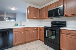 1309 Erin Ct, Burleson, TX 76028 - Photo 13