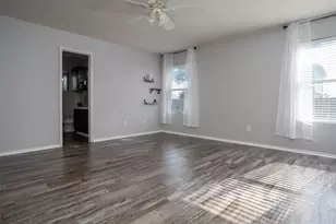 1309 Erin Ct, Burleson, TX 76028 - Photo 19