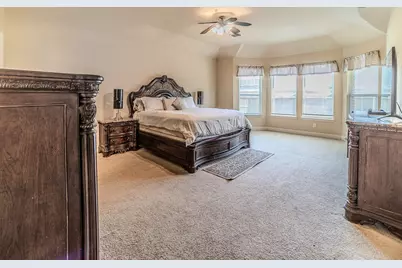 3039 Rosina, Grand Prairie, TX 75054 - Photo 13