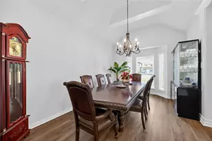 214 Tradd St, Glenn Heights, TX 75154 - Photo 9