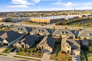 317 Timberline Dr, Midlothian, TX 76065 - Photo 3