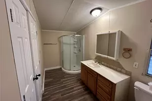 126 Briar Oaks Dr, Azle, TX 76020 - Photo 23