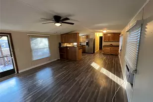 126 Briar Oaks Dr, Azle, TX 76020 - Photo 3