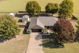 1675 Meadowview St, Athens, TX 75752 - Photo 39