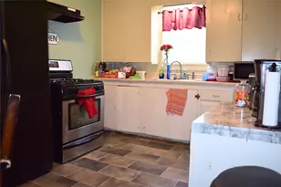 1309 Park St, Fort Worth, TX 76164 - Photo 3