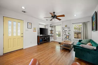 4029 Lovell Avenue, Fort Worth, TX 76107 - Photo 3