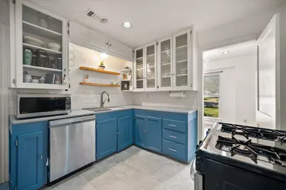 4029 Lovell Avenue, Fort Worth, TX 76107 - Photo 13