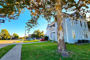 145 N Kealy St, Lewisville, TX 75057 - Photo 3