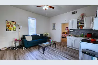 145 N Kealy Street #1, Lewisville, TX 75057 - Photo 11