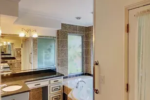 150 MacArthur Ct, Irving, TX 75061 - Photo 19