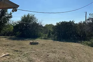 412 Ruckers Ct, Granbury, TX 76049 - Photo 15