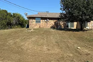 412 Ruckers Ct, Granbury, TX 76049 - Photo 17