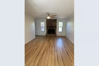 412 Ruckers Court, Granbury, TX 76049 - Photo 3