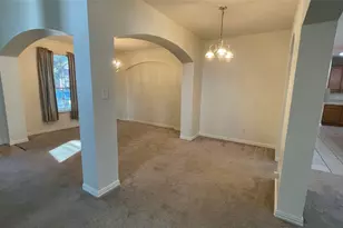 720 Candle Meadow Blvd, DeSoto, TX 75115 - Photo 5