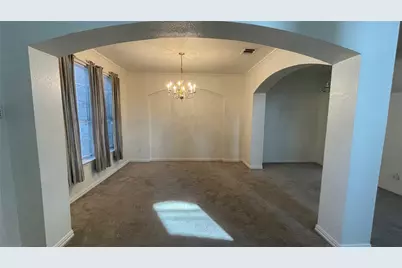 720 Candle Meadow Boulevard, DeSoto, TX 75115 - Photo 3