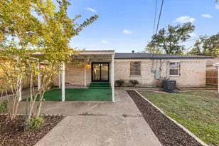 210 Old Mill Ln, Dallas, TX 75217 - Photo 17