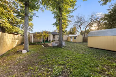 210 Old Mill Lane, Dallas, TX 75217 - Photo 19