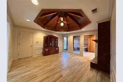 1030 Clinton Street, Carrollton, TX 75007 - Photo 15