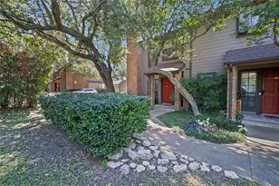 9910 Royal Ln, Dallas, TX 75231 - Photo 3