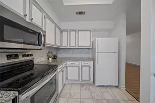 9910 Royal Ln, Dallas, TX 75231 - Photo 15