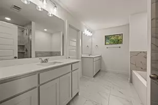 718 Haynie Dr, Runaway Bay, TX 76426 - Photo 23