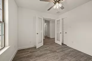 718 Haynie Dr, Runaway Bay, TX 76426 - Photo 7