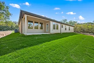 718 Haynie Dr, Runaway Bay, TX 76426 - Photo 37