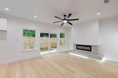 4515 Wahoo Street, Dallas, TX 75210 - Photo 5