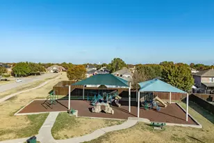 4409 Grassy Glen Dr, Corinth, TX 76208 - Photo 39